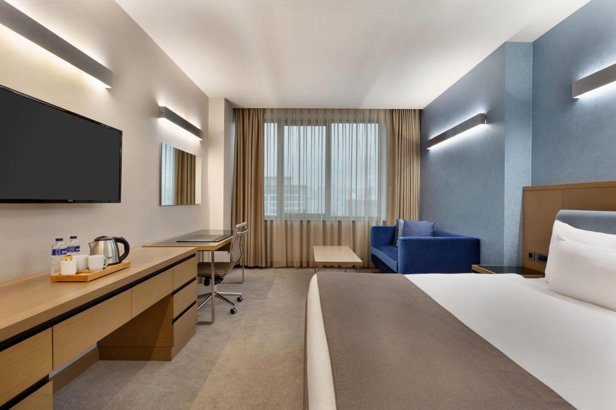 La Quinta By Wyndham Istanbul Gunesli — Photos 1